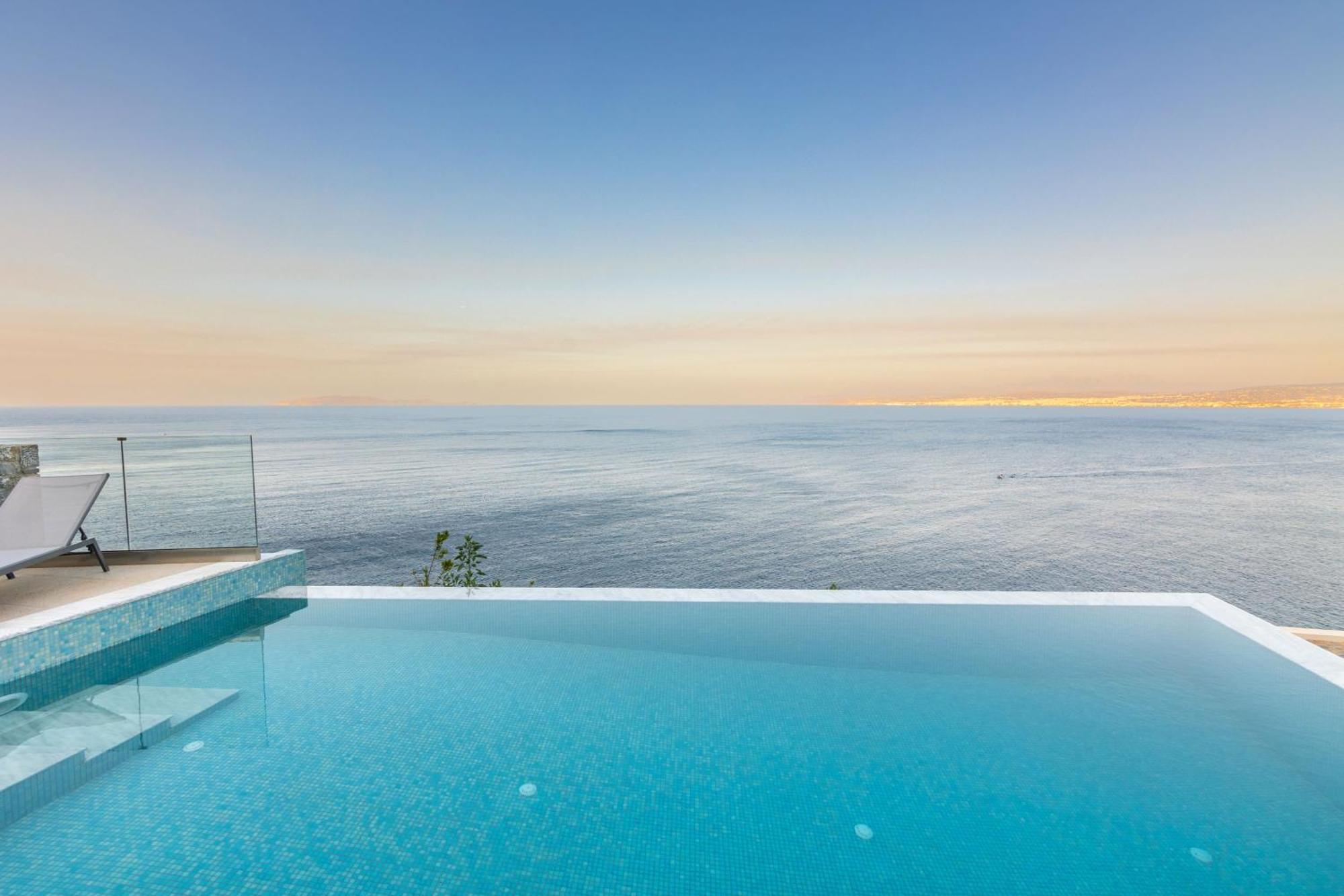 Villa Rocca Al Mare Seaside