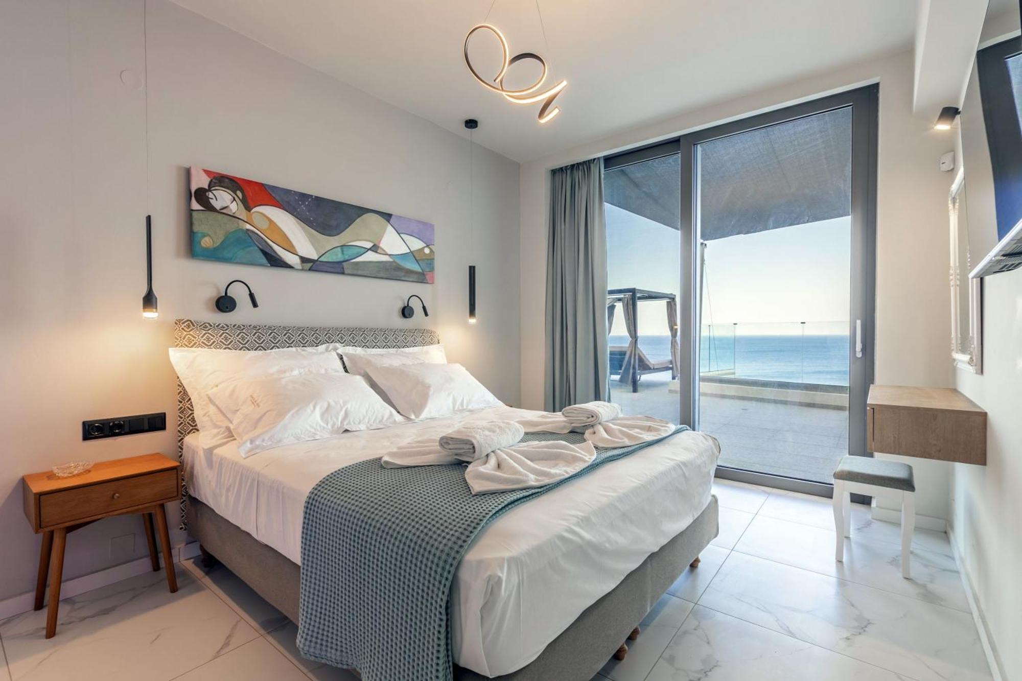 Villa Rocca Al Mare Seaside *