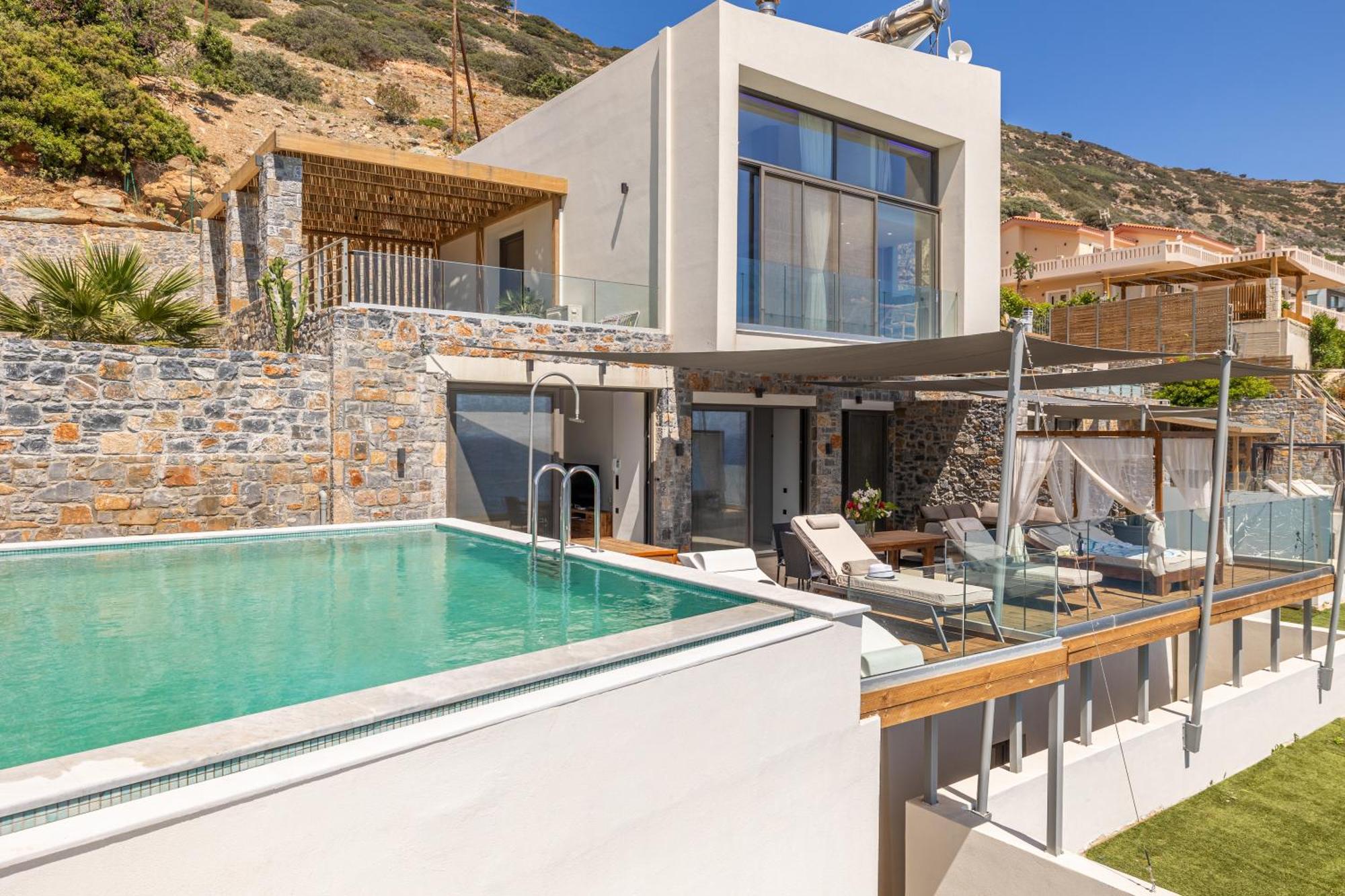 Villa Rocca Al Mare Seaside *