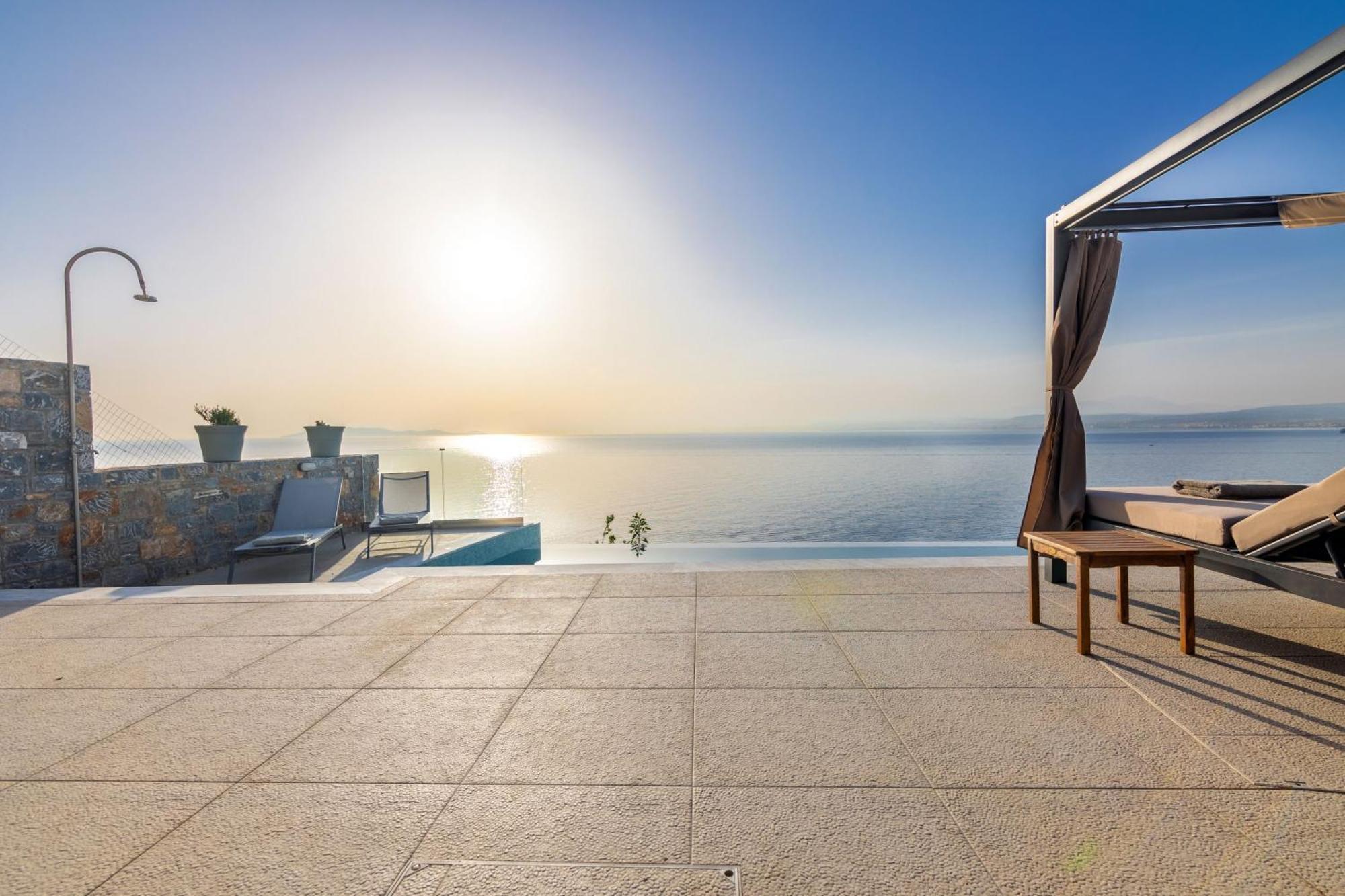 Villa Rocca Al Mare Seaside *